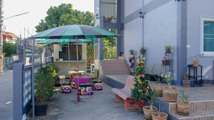 Exterior & Views 5, Ruenvara Guest House, Muang Nan
