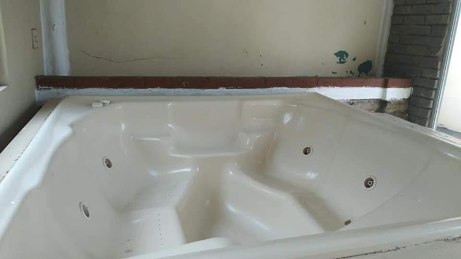 Bathroom 3, 26 Zea avenue Arcon Park Guest House, Sedibeng