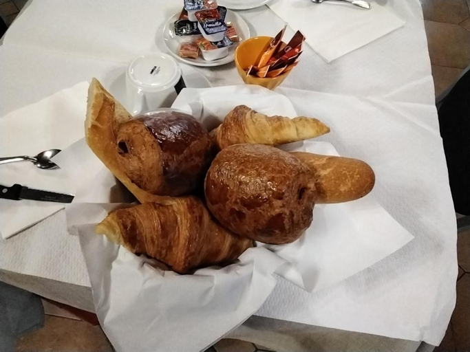 Food & Drinks 4, Le Relais des Sites, Cantal