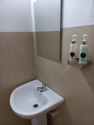 Others 3, Apartments near Airport - Negombo, Negombo
