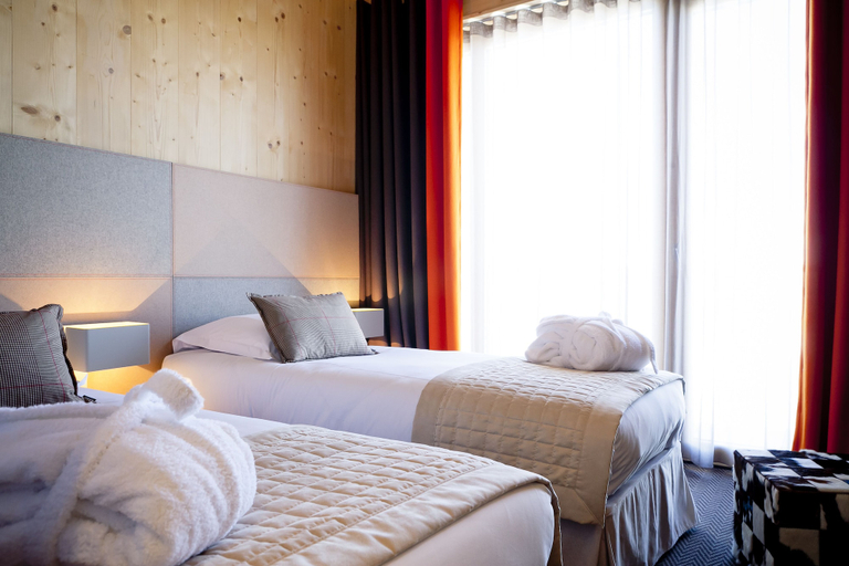 Room 5, Aiguille Grive Chalets Hôtel, Savoie