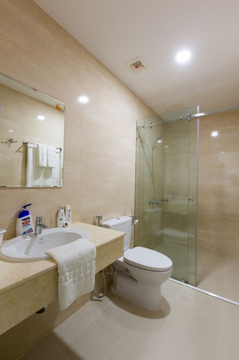 Bathroom 5, Central Hotel & Spa Danang, Da Nang