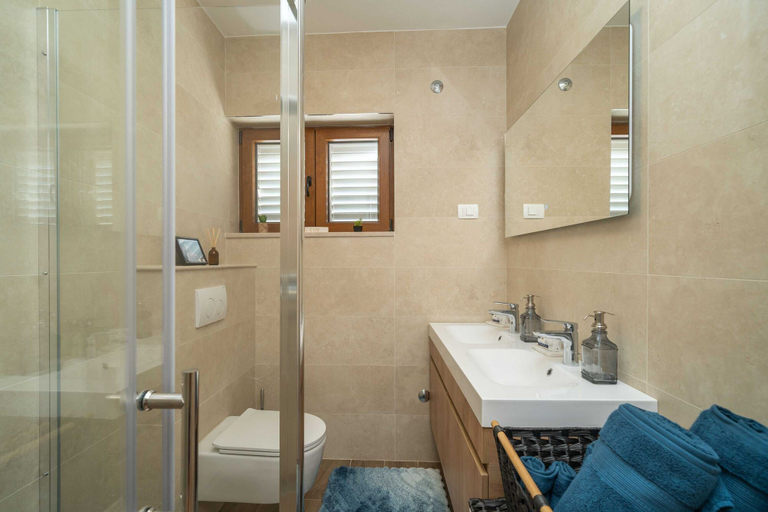 Bathroom 3, Villa Pero & Jele, Župa Dubrovačka