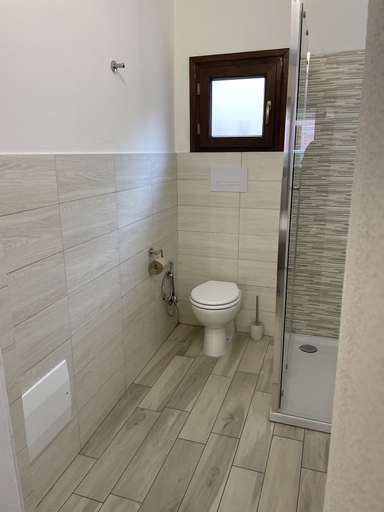 Bathroom 4, Barriles, Olbia-Tempio
