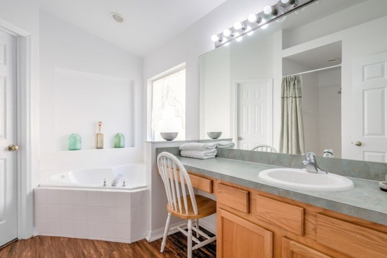 Bathroom 4, Large Pool With Game Room! 5 Bedroom Home by RedAwning, Polk