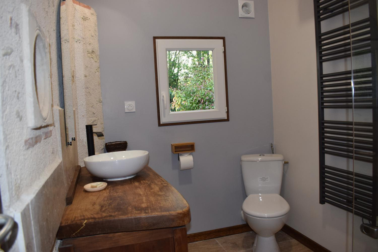 Bathroom 3, Lapis Domus, Indre-et-Loire