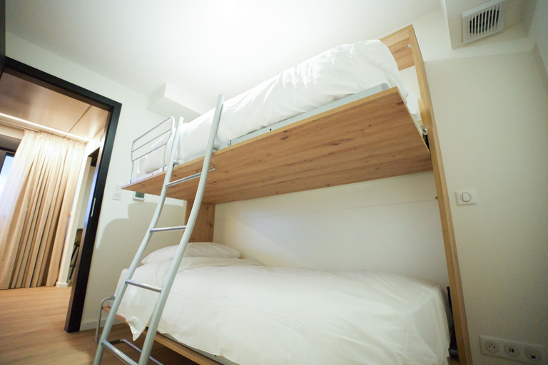 Bedroom 4, Arrow Hotel, Haut-Rhin