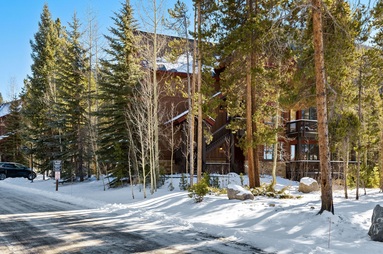 Exterior 4, 8758 Trappers Crossing 2 Bedroom Condo by RedAwning, Summit