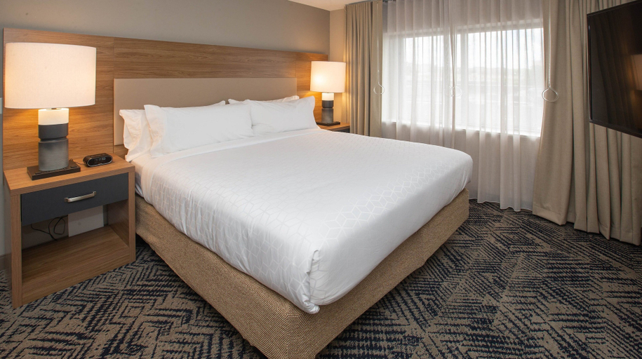 Bedroom 2, Candlewood Suites CLEVELAND SOUTH - INDEPENDENCE, Cuyahoga