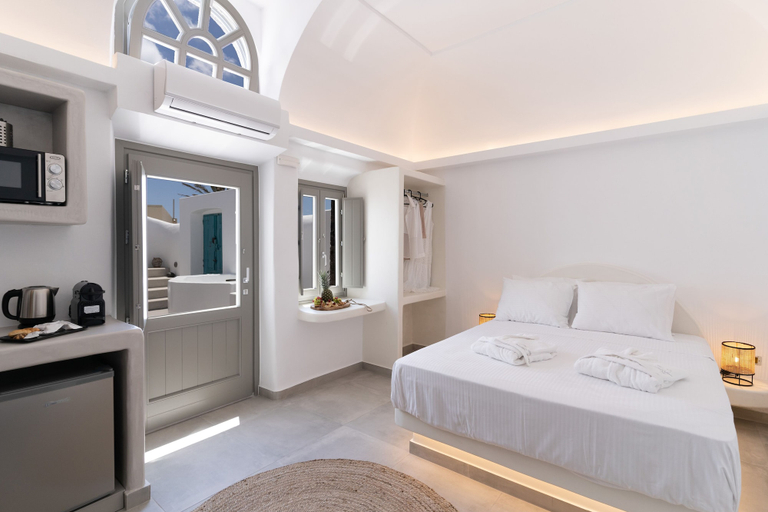 Bedroom 3, Annafani Villa, South Aegean