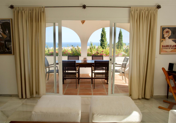 Others 3, La Ciruela - Villa paisible jardin de 5000m2 piscine chauffee et vue sur mer, Málaga