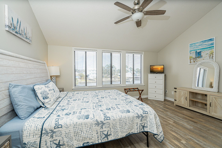 Bedroom 3, Nautical Sunset Incredible 2 BDR on Grand Lagoon, Bay