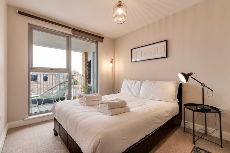 Bedroom 3, Spacious Modern Camberwell Apartment, London