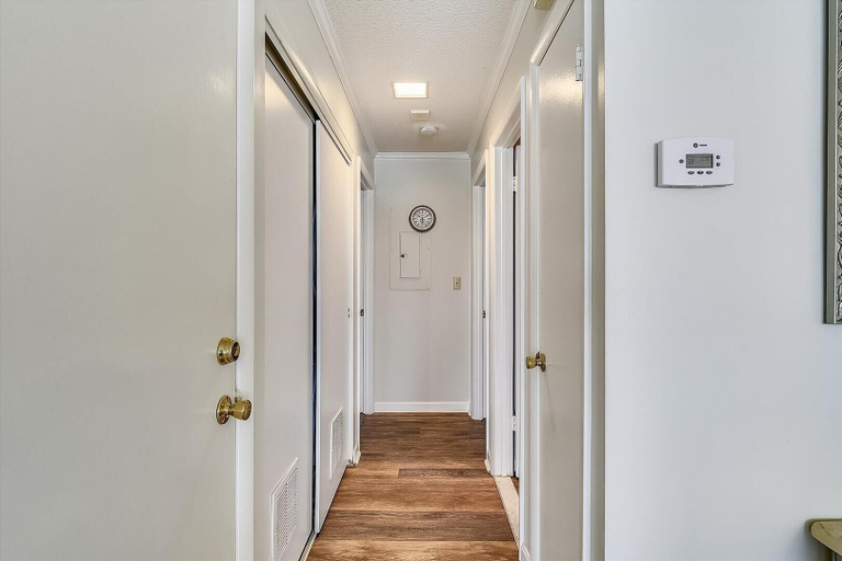 Interior 5, Harbour Island 403l 2 Bedroom Condo by RedAwning, Worcester