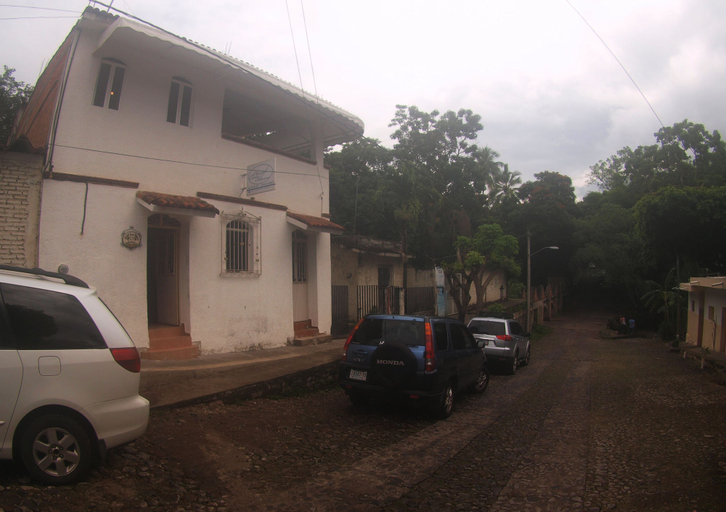 Exterior & Views 2, Hostal Casa Blanca, Comala