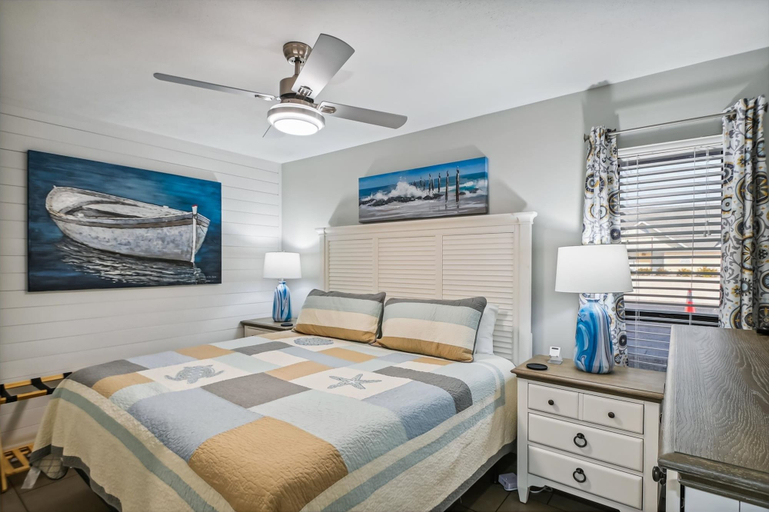 Bedroom 1, Endless Summer By Book That Condo, Bay