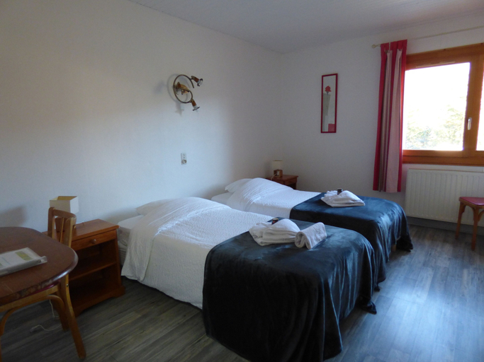 Bedroom 2, Hotel Restaurant La Crémaillère, Hautes-Alpes