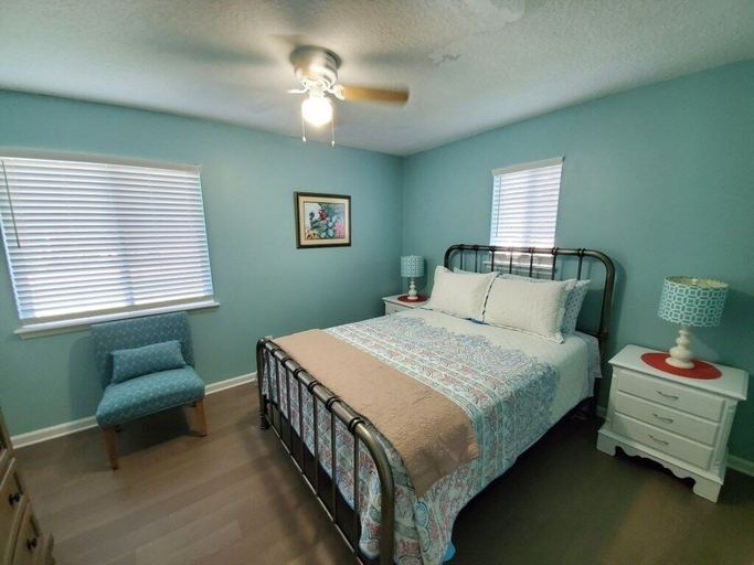 Bedroom 3, Floridays Vacation Home with Pool near to beach by RedAwning, Saint Johns