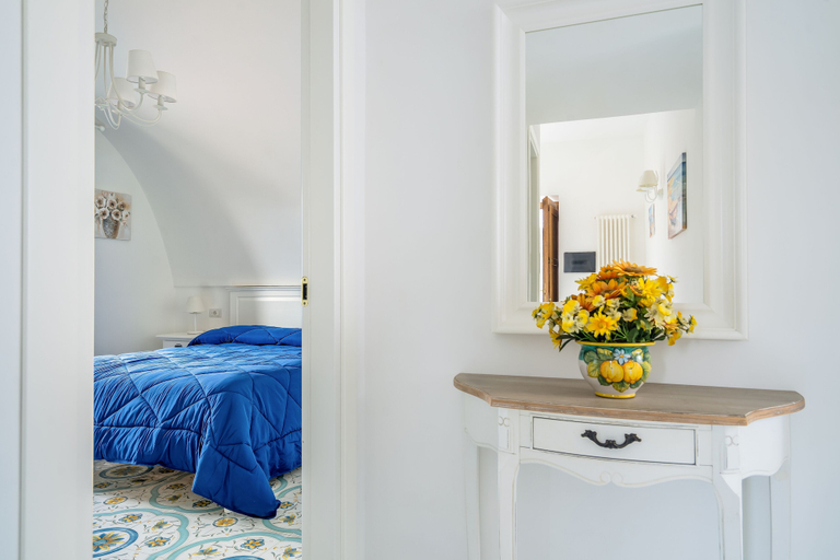 Bedroom 2, Villa Prota Resort, Napoli