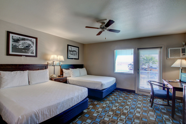 Bedroom 2, The Nautical Beachfront Resort, Mohave