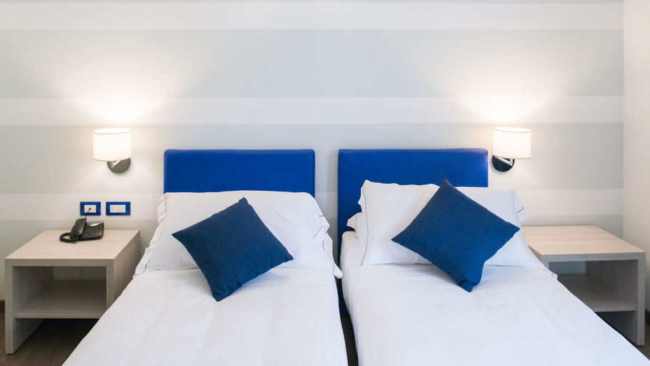 Bedroom 4, Hotel Eden Garda, Verona