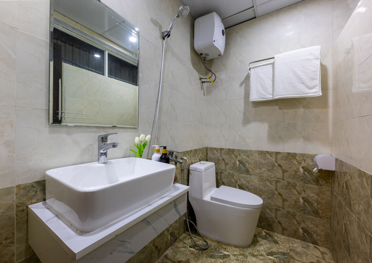 Bathroom 3, Catba Hong Kong Hotel, Cát Hải