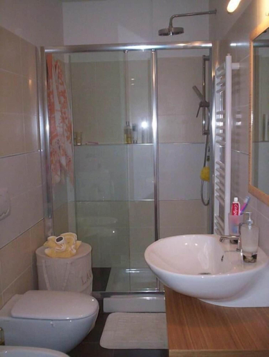 Bathroom, Sea House, Ascoli Piceno