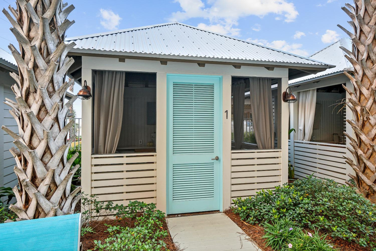 Calypso Tower 3 Beach Resort, Bay