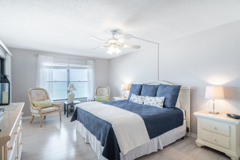 Bedroom 3, Reflections Gulf Front With Ocean Views 2 Bedroom Condo by RedAwning, Pinellas