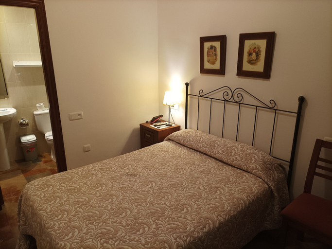 Bedroom 14