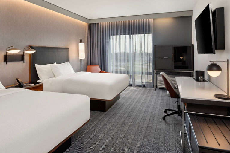 Bedroom 3, Courtyard by Marriott Bettendorf, Scott