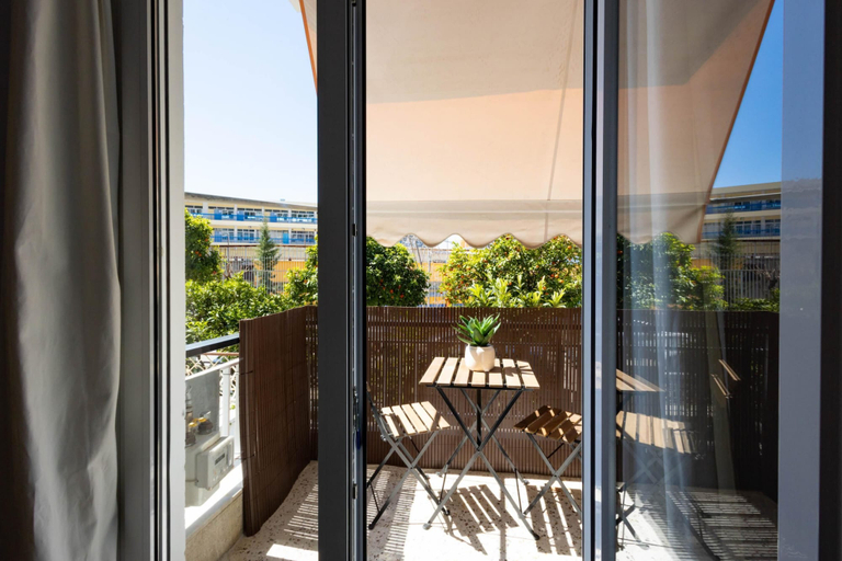 Room 3, Sunlit Serenity Cozy 1bdrm Escape in Athens, Attica
