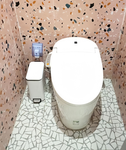 Bathroom 5, WeFlow Hostel - Shanghai Xintiandi, Shanghai