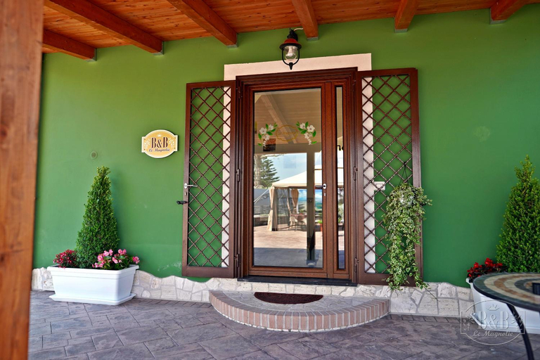 Others 5, B&B LE MAGNOLIE, Napoli
