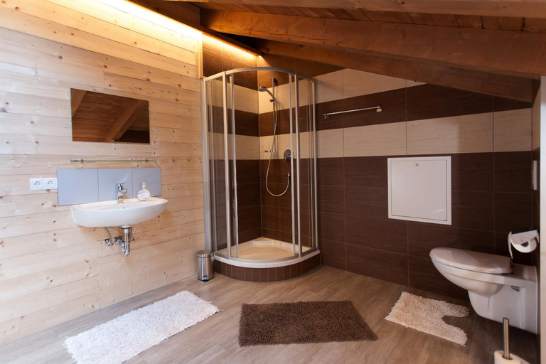 Bathroom 3, Rutsche Hostel, Imst