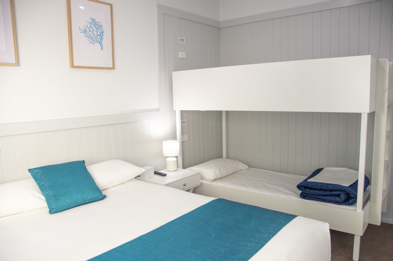 Bedroom 6