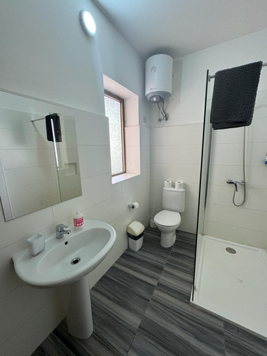 Bathroom 4, Triton, Saint Paul's Bay