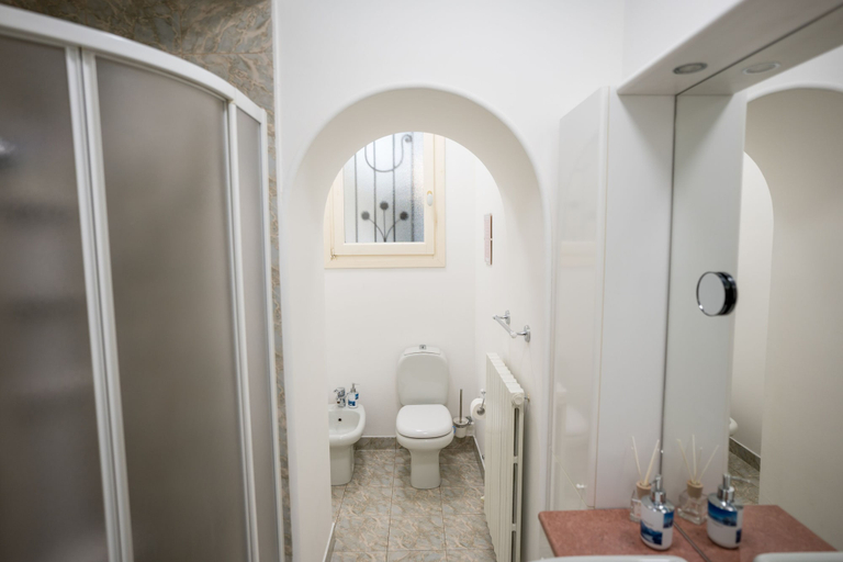 Room 3, Casa Belmonte, Como