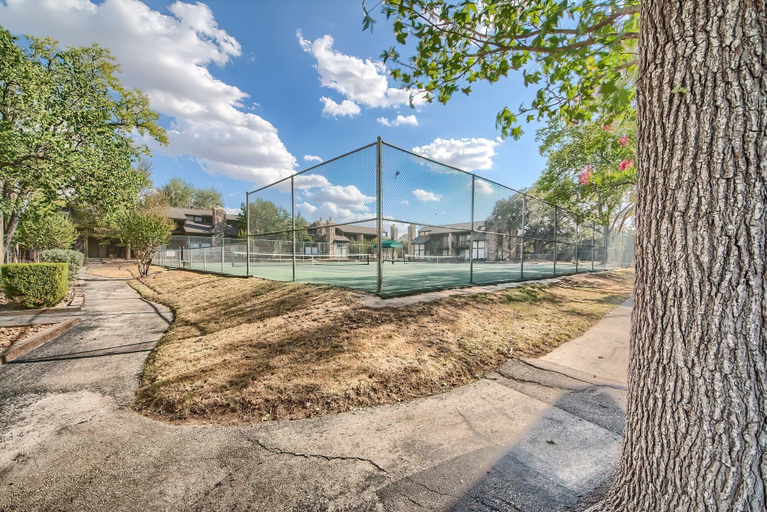 Sport court 4, Big Tree View Tbm 112 2 Bedroom Condo by RedAwning, Comal