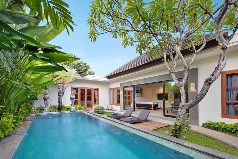 Swimming Pool 4