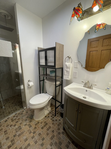 Bathroom 4, Pleasant Grove Farm LLC, Greene