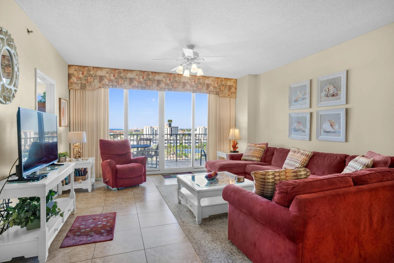 Others 1, Leeward Key 701, Walton