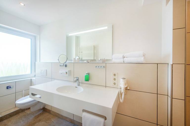 Bathroom 4, Waldesblick Hotel & Ferienwohnungen, Rhein-Hunsrück-Kreis