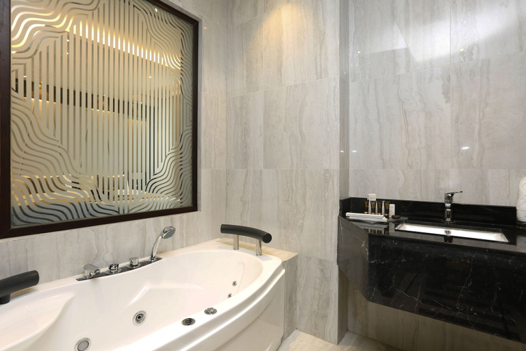 Bathroom 4, Swiss Flora Inn Hotel Riyadh, Riyadh