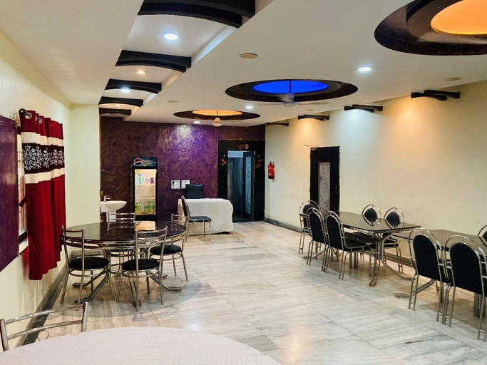 Food & Drinks 3, Hotel Jagdish By GRB, Raipur