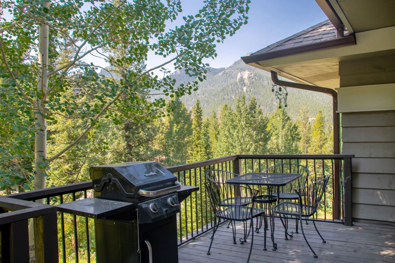 BBQ/picnic area, Adams Vacation At Windcliff 2 Bedroom Home by RedAwning, Larimer
