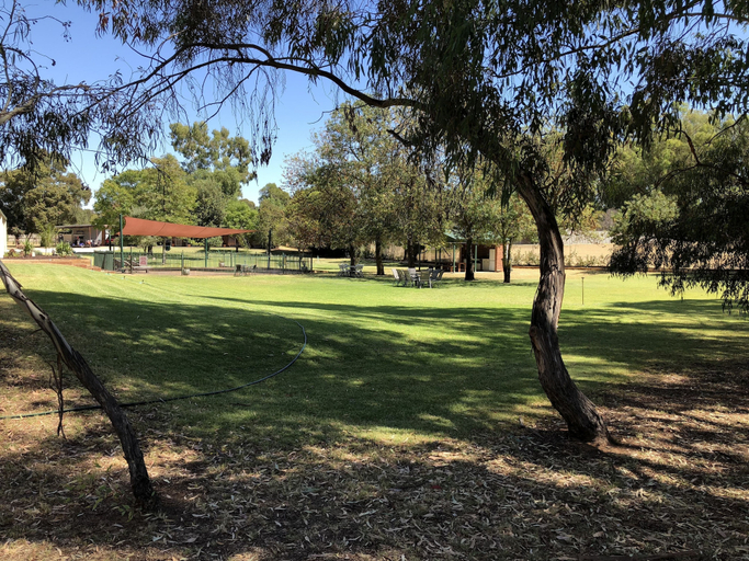 Others 5, Bullanginya Lodge, Berrigan