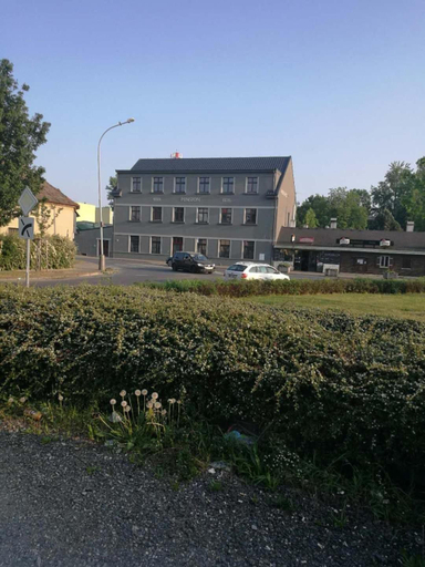 Exterior & Views 1, Sun-House Pension - ParkingFree Limited spaces-, Praha 18