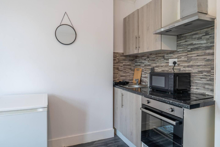 Others, Charming 1-bed Studio9 in Coventry, Coventry