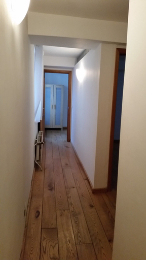 Others 3, Quiet Duplex of 120 sqm in Historical Center, Bruxelles